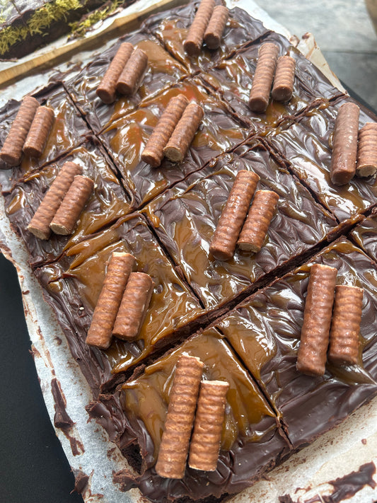Salted caramel twix brownie